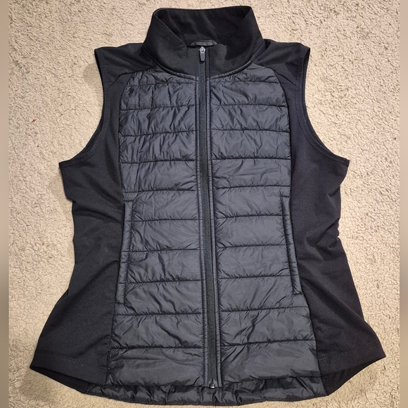 Baleaf Women's Black Lightweight Warm Puffer Vest Lightweight L Like New! - Picture 7 of 16